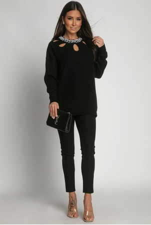 sweter z ozdobnym dekoltem zoja