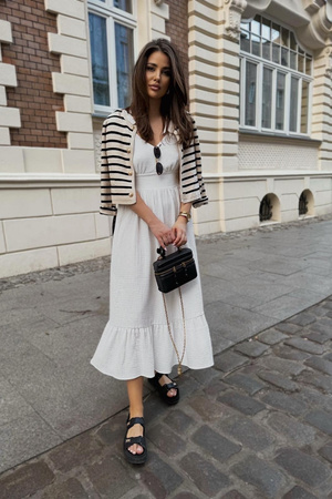 Długa sukienka muślinowa - Biała